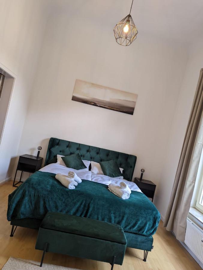 Homey Apartments - Riverside - Mit Weserblick Und Parkplatz Bremen Bagian luar foto