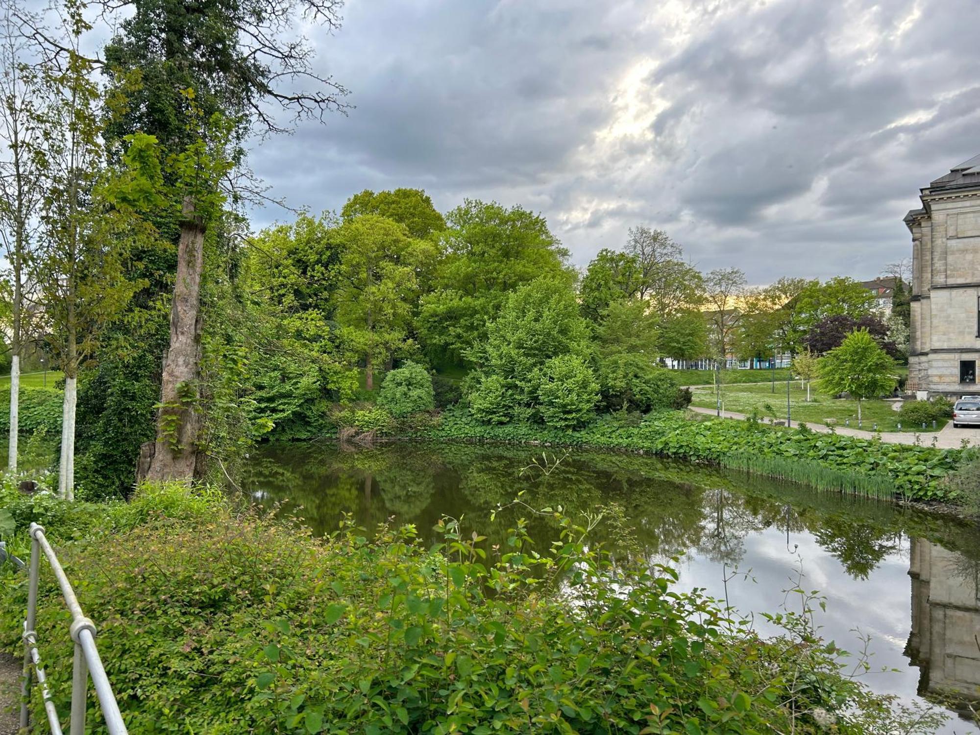Homey Apartments - Riverside - Mit Weserblick Und Parkplatz Bremen Bagian luar foto